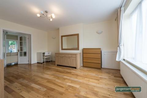 undefined, Alwyn Gardens Acton, London,  W3