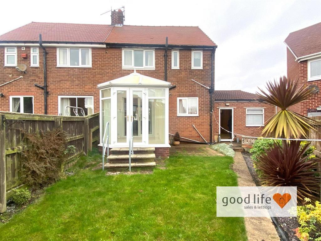 20251127 125439655 i OS25 Oxfordclose.jpg