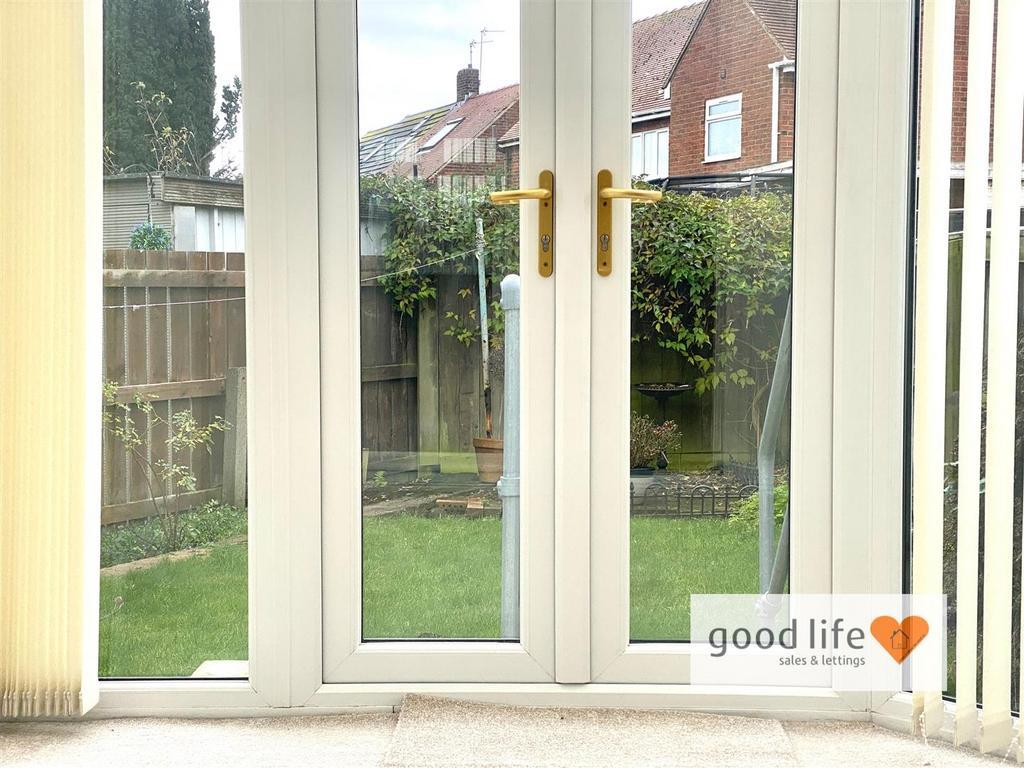 20251127 125333877 i OS25 Oxfordclose.jpg
