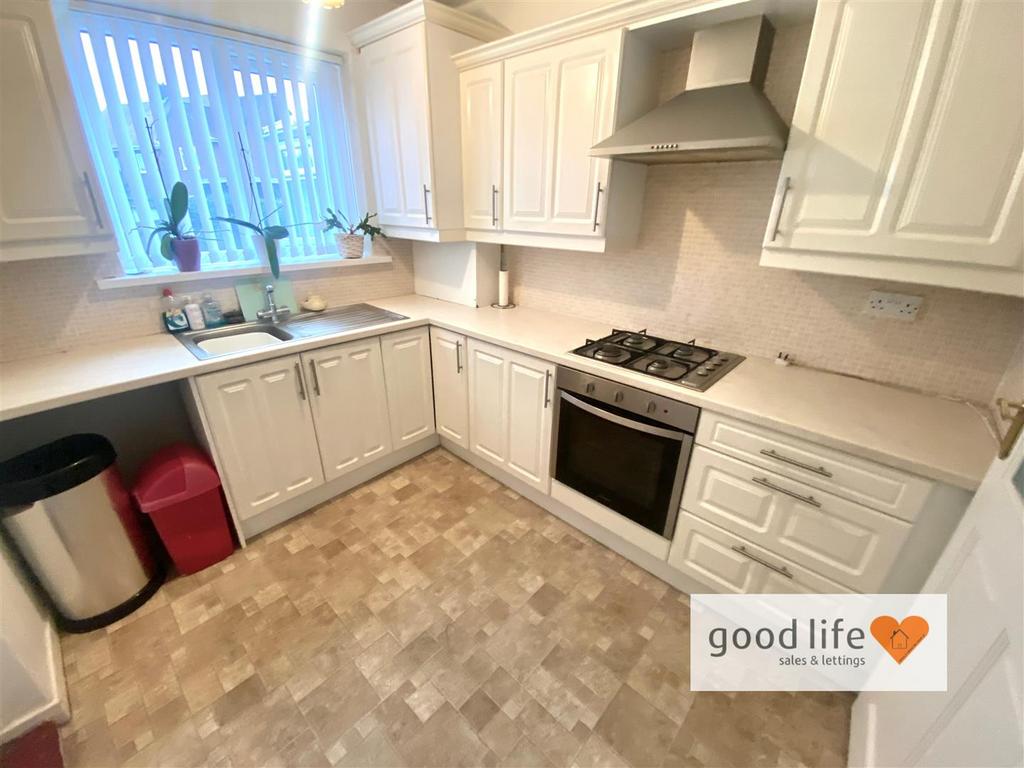 20251127 125151536 i OS25 Oxfordclose.jpg