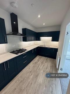 3 bedroom penthouse to rent, Parkfield Road, Torquay, TQ1
