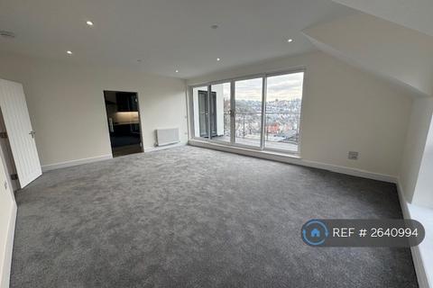 3 bedroom penthouse to rent, Parkfield Road, Torquay, TQ1