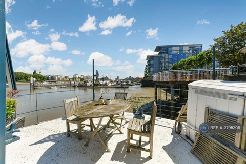 undefined, Prospect Moorings, London, SW18