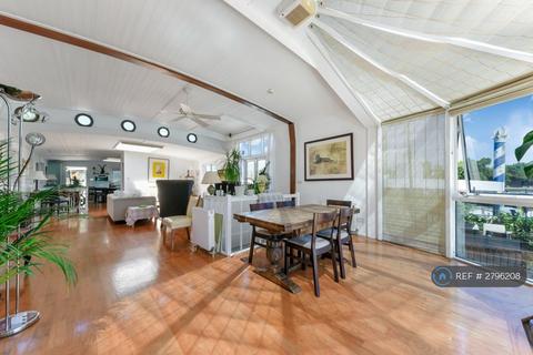 undefined, Prospect Moorings, London, SW18