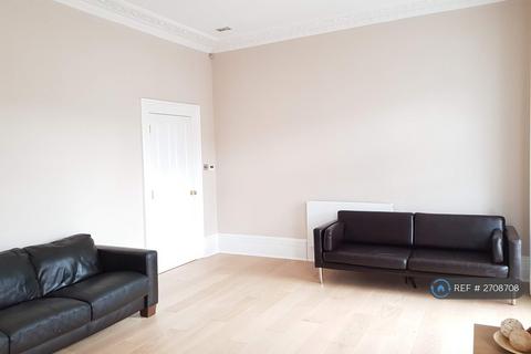 3 bedroom maisonette to rent, Belsize Road, London, NW6