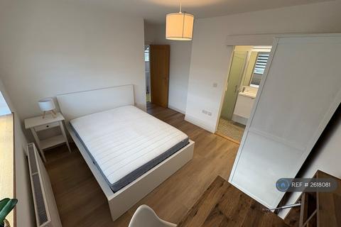undefined, Lime Grove, Guildford, GU1