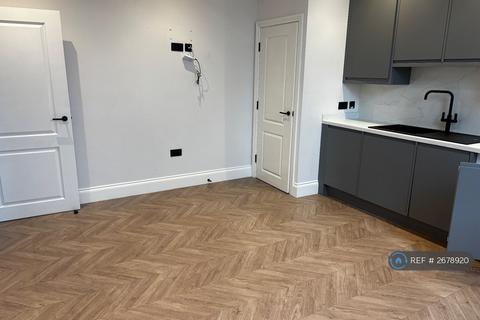 undefined, The Salisbury, Scarborough, YO11