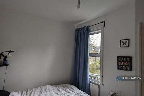 2 bedroom flat to rent, John Ruskin St, London, SE5