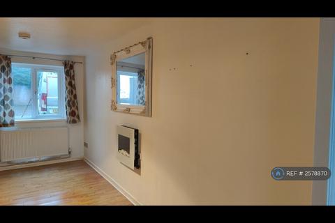 3 bedroom semi-detached house to rent, Newton, Swansea, SA3