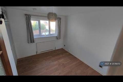 3 bedroom semi-detached house to rent, Newton, Swansea, SA3