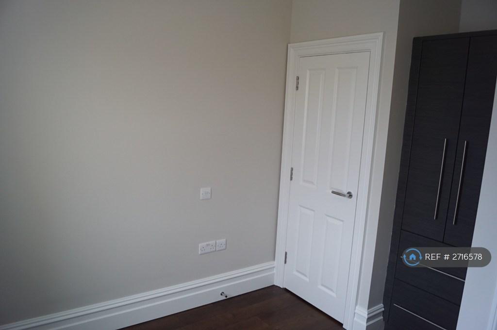 Bed Room Photo 3