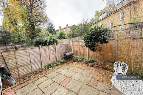 undefined, Hullbridge Mews, London, N1