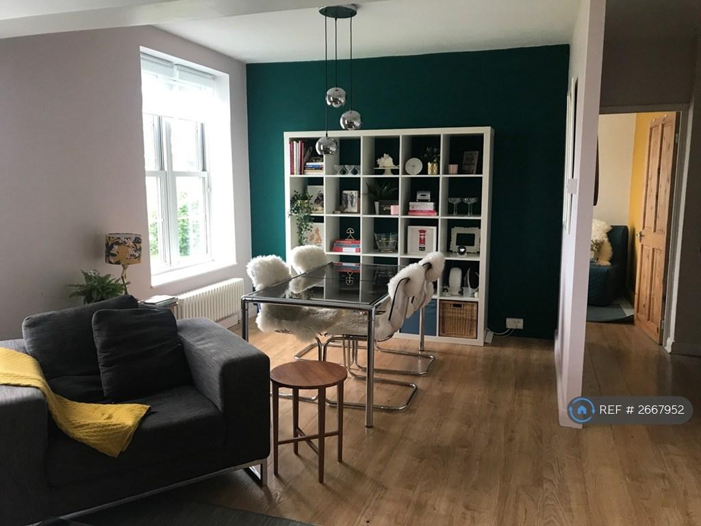 Large Living/Dining Room
