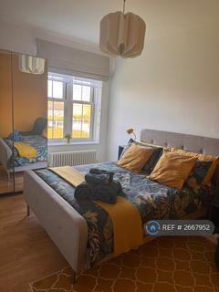 2 bedroom flat to rent, Rockfield House, London, SE10