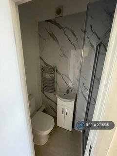 undefined, Bowes Road, London, N13