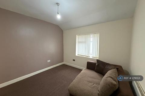 2 bedroom flat to rent, Shakespeare Avenue, Hayes, UB4
