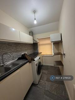 2 bedroom flat to rent, Shakespeare Avenue, Hayes, UB4