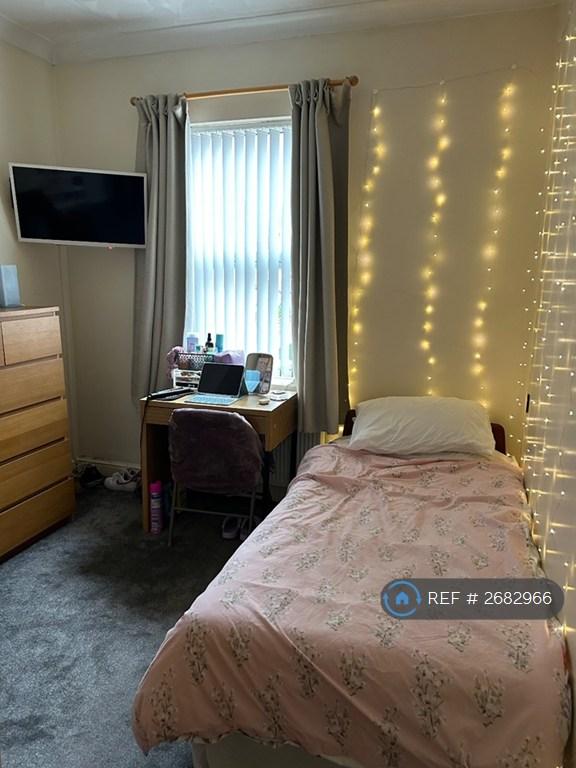 Bedroom2