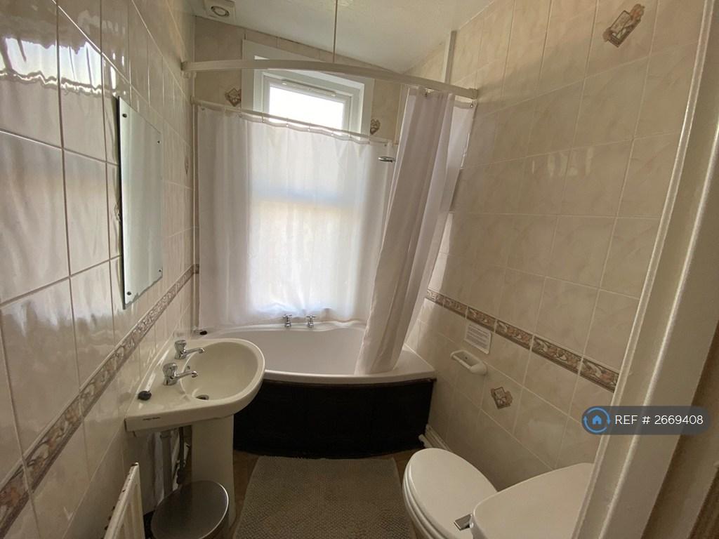 Bathroom 2
