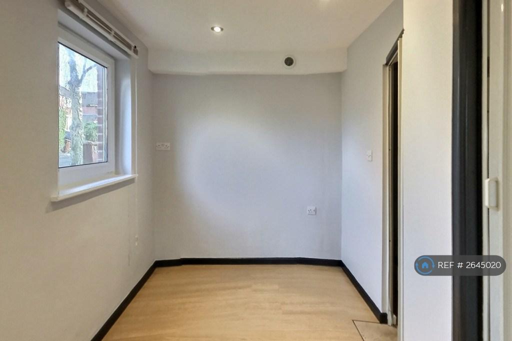 Bedroom For Single Bed