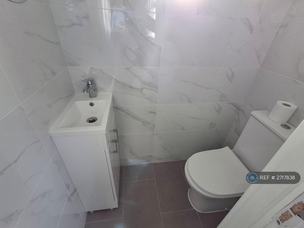 Downstairs Wc1