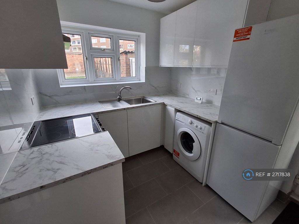 Kitchen 1