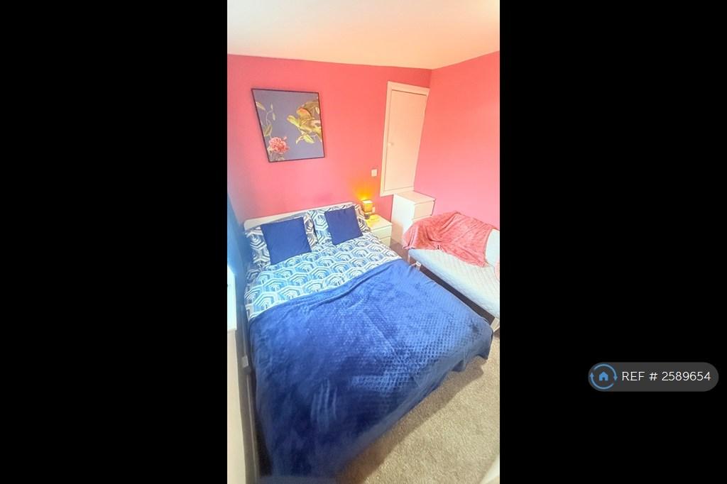 Room 6 - Double Ensuite Room For Single Occupancy
