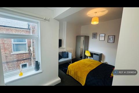 1 bedroom in a house share to rent, Queens Walk, Peterborough, PE2