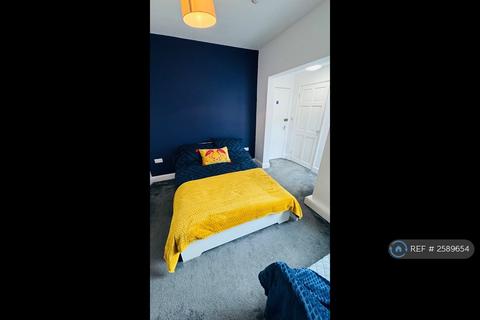 1 bedroom in a house share to rent, Queens Walk, Peterborough, PE2