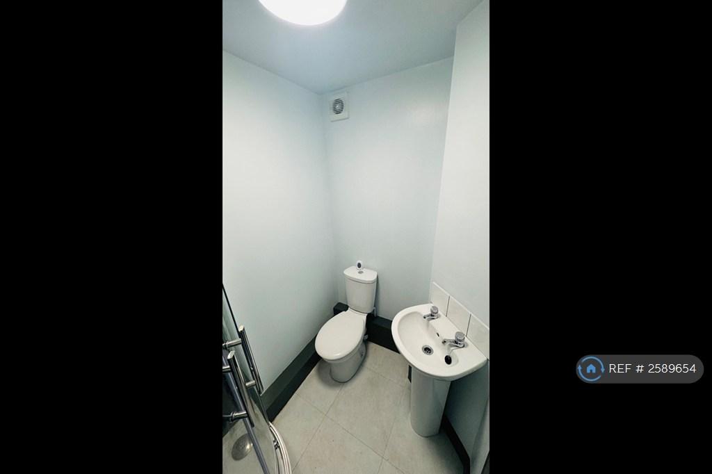 Bedroom 3 Ensuite Shower Room