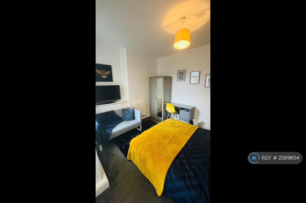 Bedroom 3 Double Ensuite Room For Single Occupancy