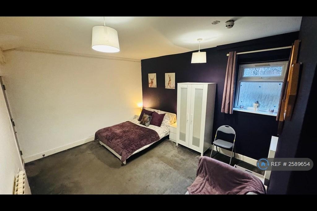 Bedroom 1-g/f Double Ensuite Room-Single Occupancy