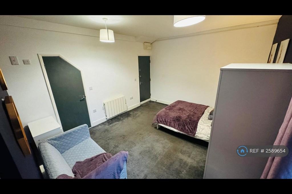 Bedroom 1-g/f Double Ensuite Room-Single Occupancy