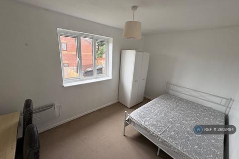 3 bedroom semi-detached house to rent, Whitley Mead, Stoke Gifford, Bristol, BS34