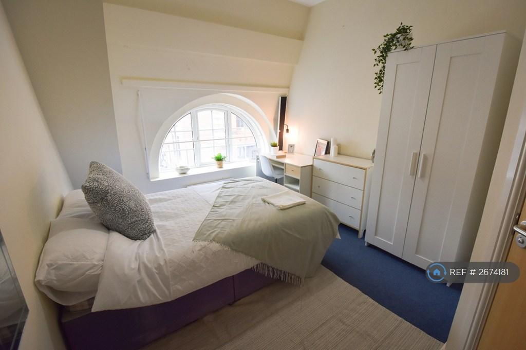 Room 15