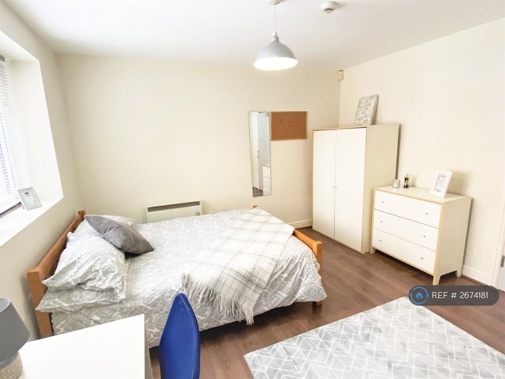 Room 5 - Studio