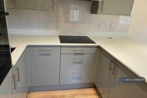 undefined, Oxford Road, Stokenchurch, High Wycombe, HP14
