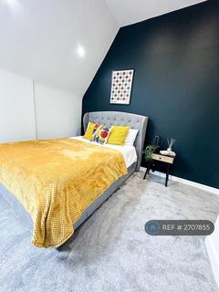 1 bedroom in a house share to rent, Arran Road, London, SE6