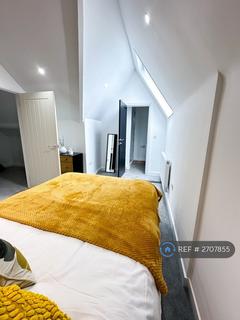 1 bedroom in a house share to rent, Arran Road, London, SE6