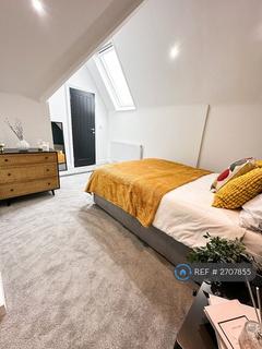 1 bedroom in a house share to rent, Arran Road, London, SE6