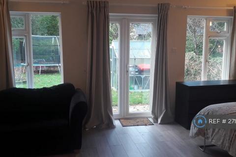undefined, Spring Gardens, Camberley, GU15