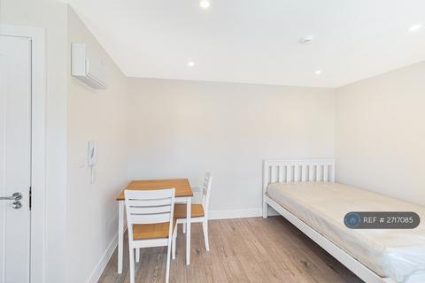 undefined, Chase Road, Epsom, KT19