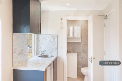 undefined, Chase Road, Epsom, KT19