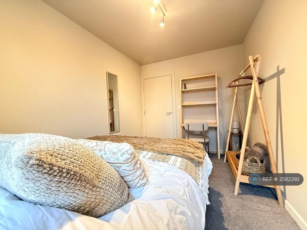 2nd Bedroom 2