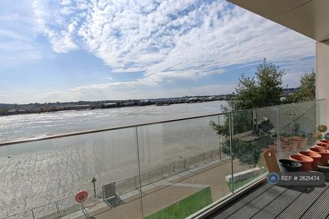 2 bedroom flat to rent, Liner House, London, E16