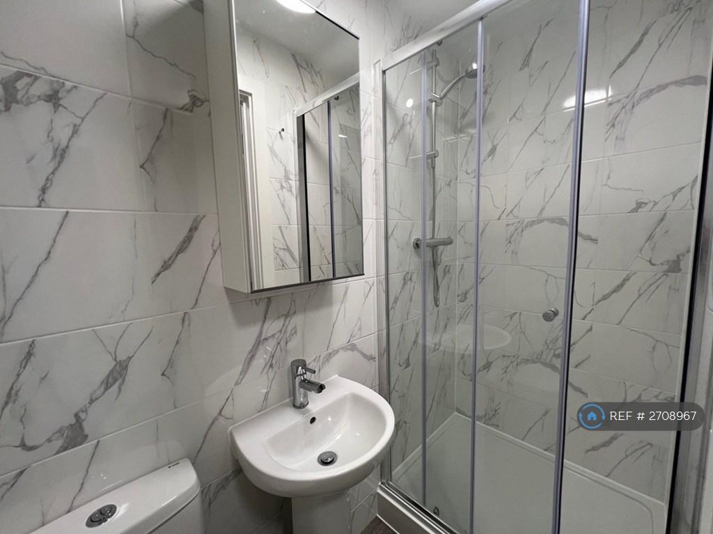 Ensuite Bathroom
