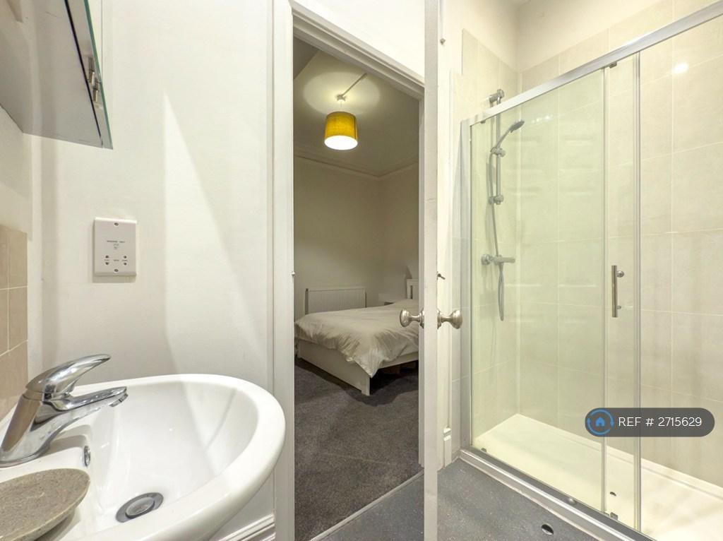 Shower Room 2