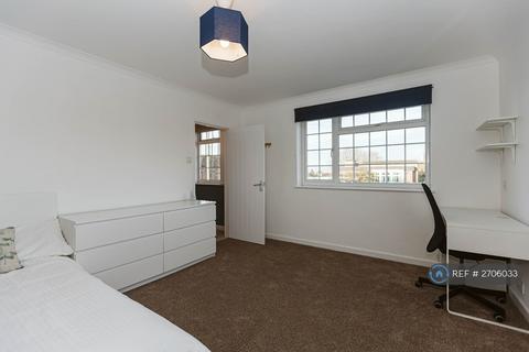 undefined, Cameron Walk, Bristol, BS7