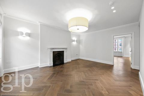 undefined, Gower Street, Bloomsbury, WC1E