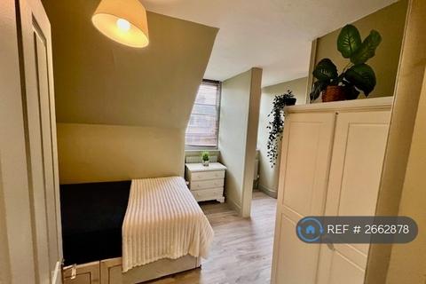 1 bedroom flat to rent, Glazbury Road, London, W14